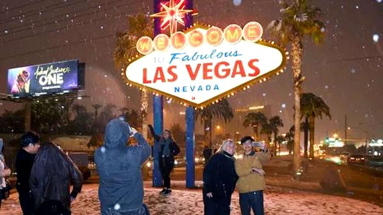 Spectacol rar la Las Vegas: Prima ninsoare după mai mulţi ani | VIDEO