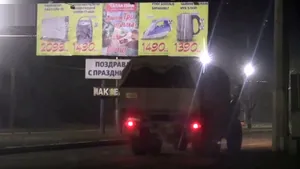 Criza din Ucraina: convoaie cu tancuri şi transportoare blindate se îndreaptă spre Doneţk