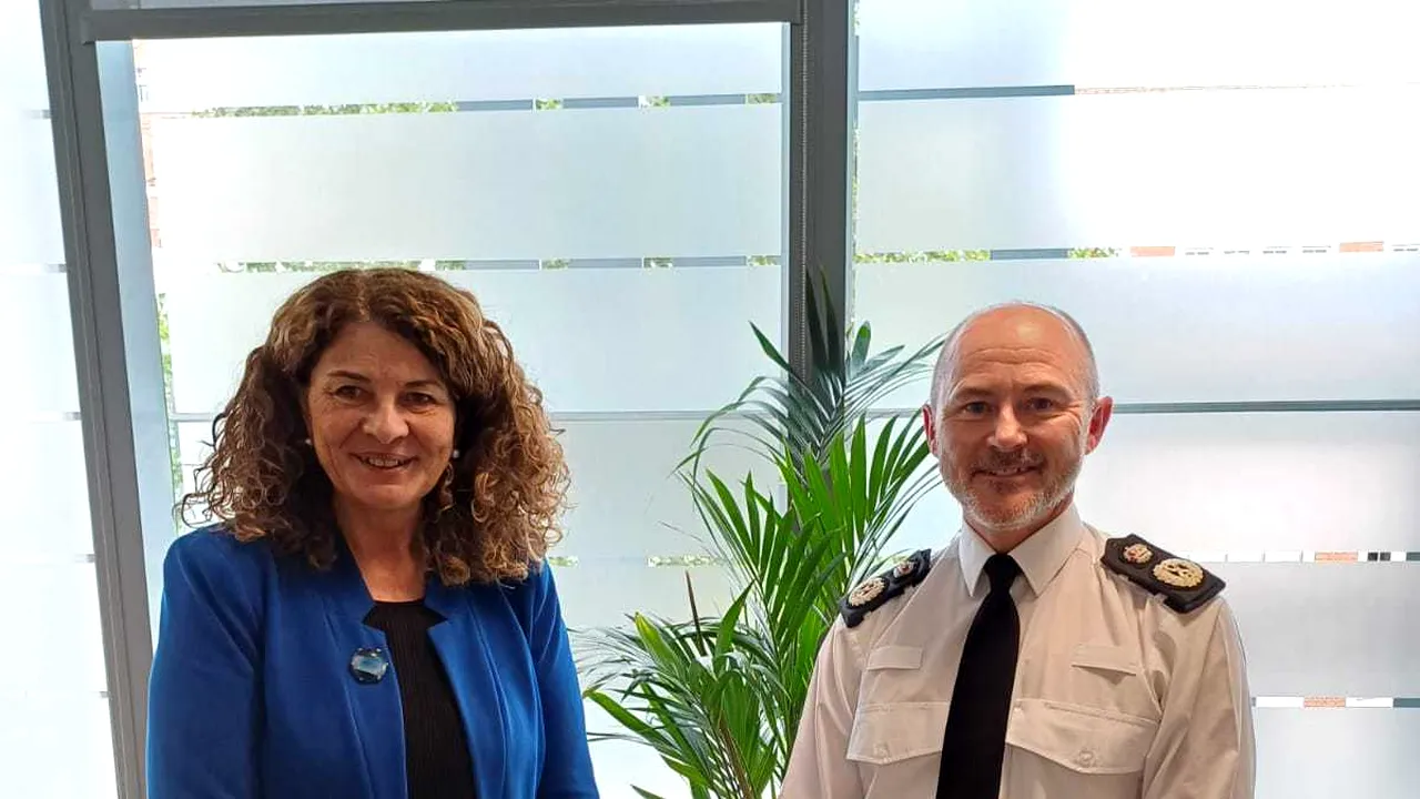 Geanta ministrului Poliţiei din Marea Britanie, furată la o conferinţă pentru poliţie