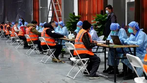 Cererea pentru vaccinurile dezvoltate în Rusia şi China e în creştere. Vânzările, o reuşită pentru Moscova şi Beijing în ciuda temerilor legate de nivelul de siguranţă şi eficienţă a serului