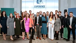 Singurul program de leadership personal din România bazat pe conceptul de accelerator de experienţe