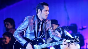 Lupta dintre rock&roll şi folclor, disputată la Sala Palatului, în show-ul lui Ştefan Bănică Jr.