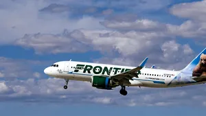 Acuzaţii grave pentru o companie aeriană. Două femei, agresate sexual în timpul zborului