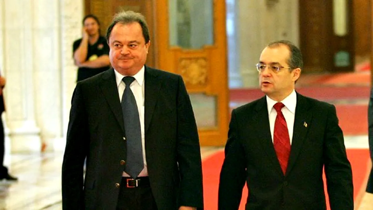 Emil Boc, Adrian Videanu şi Ion Ariton, citaţi ca martori în dosarul lui Vasile Blaga / Boc: Am răspuns cu privire la procedurile de organizare din partid şi din Guvern - VIDEO