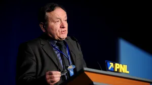 Fostul senator Sebastian Grapă şi doi foşti consilieri, REŢINUŢI de procurorii DNA. Aristotel Căncescu, ARESTAT