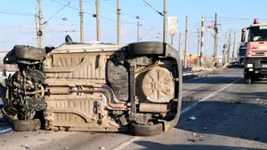 Doi morţi şi un rănit, într-un accident produs pe DN 6, în judeţul Mehedinţi