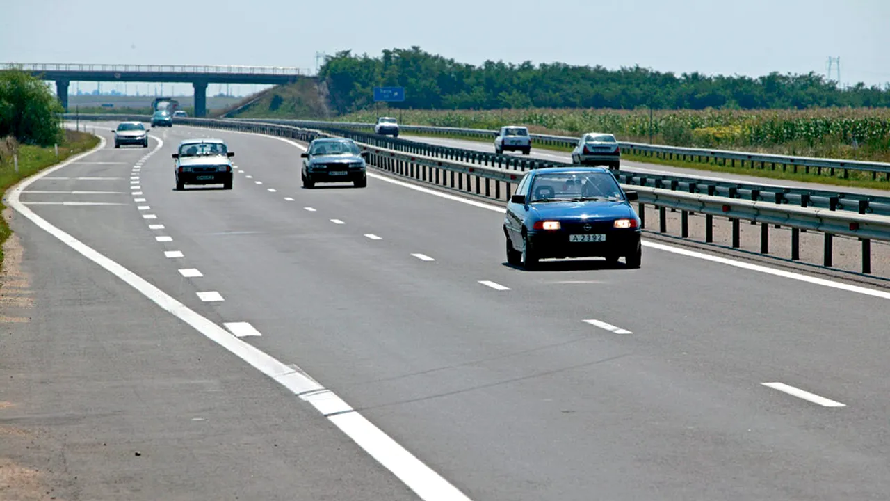 A2 Bucureşti-Constanţa. Segmente din autostradă intră în lucrări de asfaltare şi marcaje rutiere