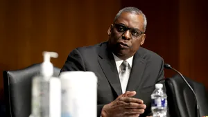 Secretarul american pentru apărare avertizează China din cauza armelor sale hipersonice. Tensiunile din Pacific ar putea escalada