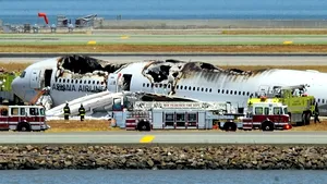 ACCIDENTUL AVIATIC din San Francisco: Compania Asiana, amendată cu 500.000 de dolari