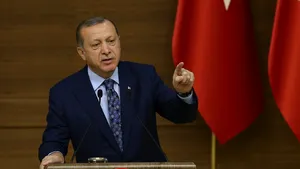 Recep Erdogan vrea să schimbe structura partidului de guvernământ Justiţie şi Dezvoltare, înainte de alegerile din 2019