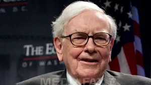 Warren Buffett a acumulat acţiuni Exxon Mobil în valoare de 3,7 miliarde de dolari