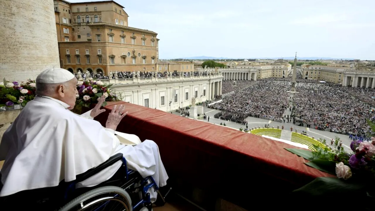 „Dragi frați și surori, vă doresc un Paște Fericit”. Ultimele cuvinte rostite în public de Papa Francisc, în prima zi de Paște