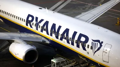 ECONOMIC Zborurile din sezonul estival, în pericol din cauza penuriei de combustibil. Avertismentul Ryanair