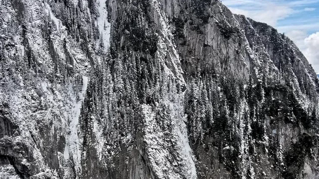 Un cetăţean american a murit în Piatra Craiului, după ce a căzut de la peste 400 de metri