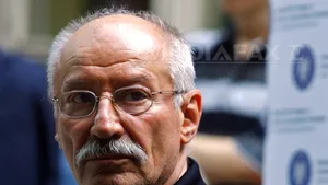 Ion Caramitru şi Călin Netzer, prezenţi la aniversarea lui Victor Rebengiuc