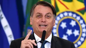 Jair Bolsonaro se împotriveşte vaccinării celor mici: „Niciun copil nu a murit de COVID. Nu-mi voi vaccina fiica”. Preşedintele Braziliei le-a declarat război celor de la Pfizer