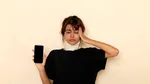 Relaxarea pe telefon, o iluzie confirmată de neurologie. Ce face telefonul cu creierul tău