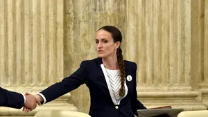 Oana Ţoiu: România susţine o soluţie bazată pe respectarea deplină a suveranităţii, independenţei şi integrităţii teritoriale a Ucrainei