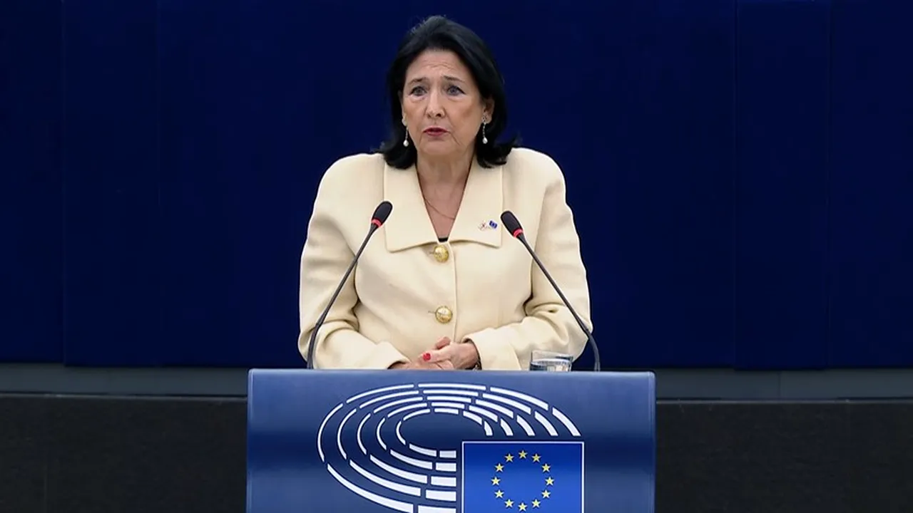 Preşedinta Georgiei îndeamnă UE să folosească mai multă presiune pentru a sprijini protestatarii