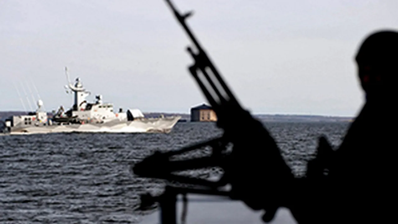 Two Romanian Sailors On UK-Flagged Ship Seized In Gulf Of Aden