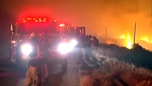 Cel puţin 650 de persoane, evacuate în vestul SUA, din cauza unui incendiu de vegetaţie - VIDEO