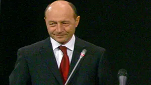 Băsescu: E timpul ca Albania, Croaţia şi Macedonia să se alăture flancului sud-estic al NATO