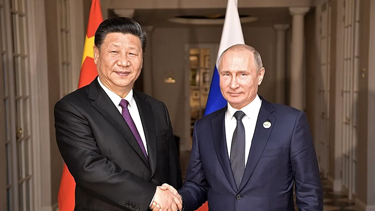 Ion Cristoiu: Balonul care poate duce la oficializarea alianţei China - Rusia împotriva Americii