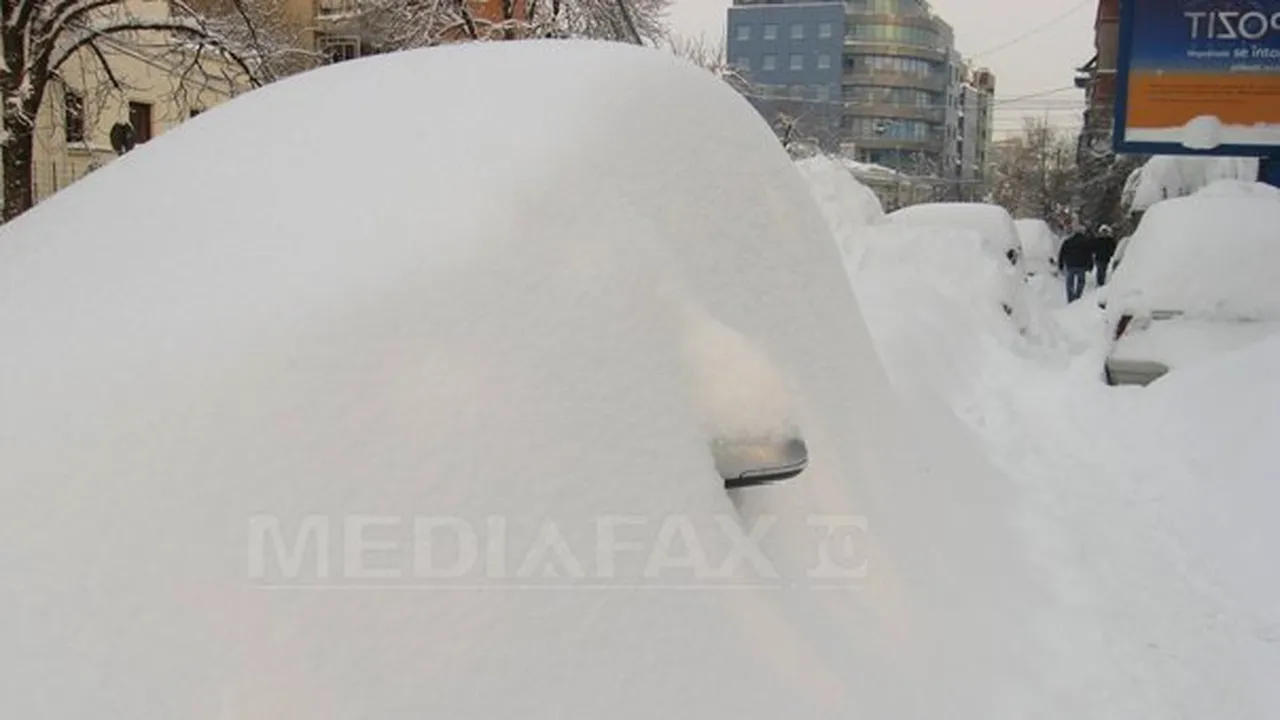 BUCUREŞTIUL ÎN ZĂPADĂ: Cum arată Capitala după o zi şi o noapte de ninsoare - GALERIE FOTO