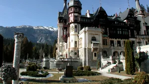 Castelul Peleş, închis pentru curăţenie în luna noiembrie