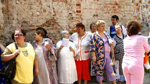 Zeci de pacienţi au fost evacuaţi de la clinica Medicală 2 din Cluj-Napoca ca urmare a unui incendiu. Focul a fost pus voit