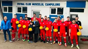 Echipa de fotbal din Câmpulung Muscel, „pe butuci din cauza incompetenţei şefilor”. Elena Lasconi anunţă că nu vor primi bani de la Primărie