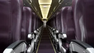 Cluj: Întârziere de peste cinci ore a unui avion aparţinând Wizz Air