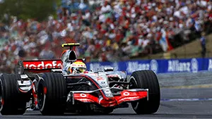 Fernando Alonso în pole-position la Hungaroring