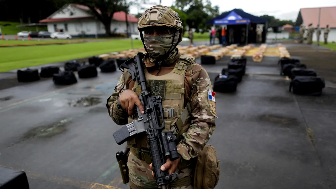 Panama confiscă un număr record de droguri pentru al doilea an consecutiv. Războiul cu traficanţii continuă