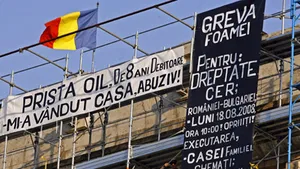 Un bărbat a stat două zile în greva foamei pe Arcul de Triumf