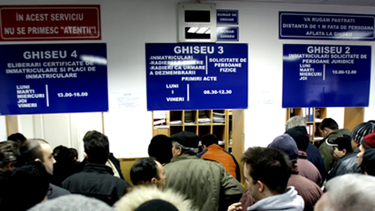 Taxe mai mari pentru permise şi înmatriculări