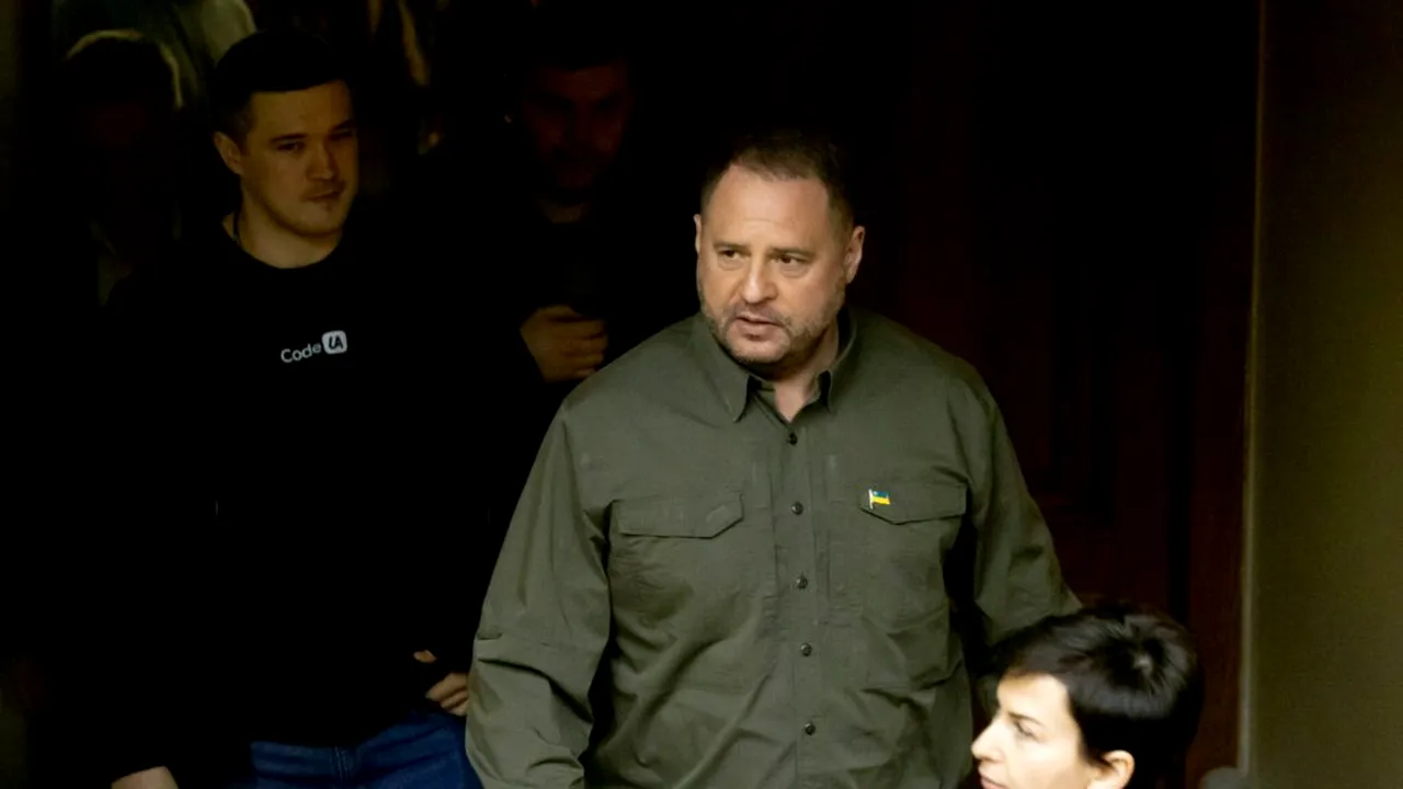 Anunțul lui Andrii Iermak, mâna dreaptă a lui Zelenski, după ce a demisionat: „Mă voi duce pe front”