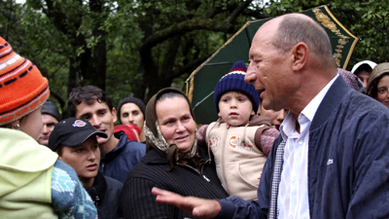 Pro TV: Două ziariste, la un pas să se înece lângă preşedintele Băsescu