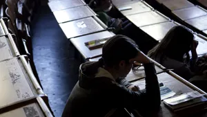 Finanţarea universităţilor s-ar putea face pe cicluri de învăţământ