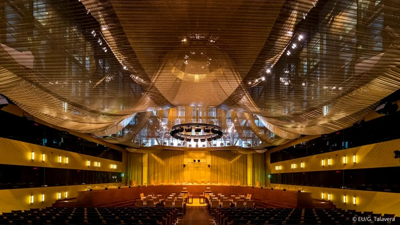 De ce pensiile judecătorilor români sunt, pentru CJUE, un „scut împotriva corupției”. Studiu de caz: ce au decis magistrații europeni în privința pensiei speciale a unui magistrat din Neamț