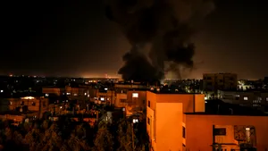 Armata israeliană a intensificat bombardamentele asupra Fâşiei Gaza după sute de atacuri cu rachete