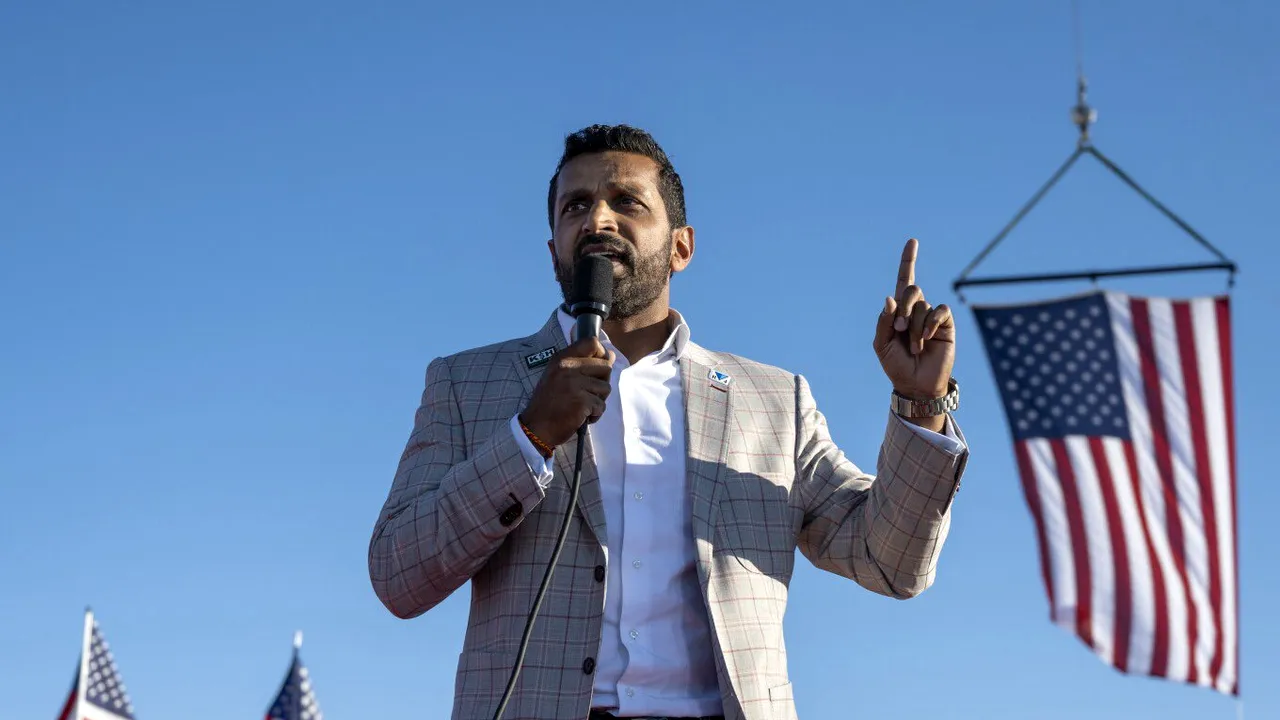 Kash Patel, ales de Donald Trump pentru a conduce FBI, a fost vizat de un hackeri iranieni - surse