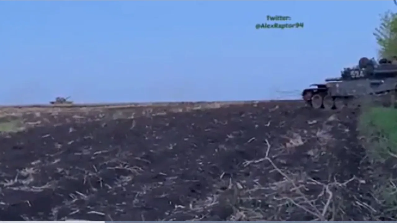 Lovitura mortală a T-64BV-ului ucrainean: tancul rusesc, făcut minge de foc


