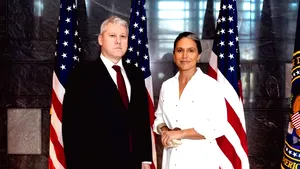 Întâlnire în premieră între Cătălin Predoiu și Tulsi Gabbard, directoarea Comunității Naționale de Informații din Statele Unite