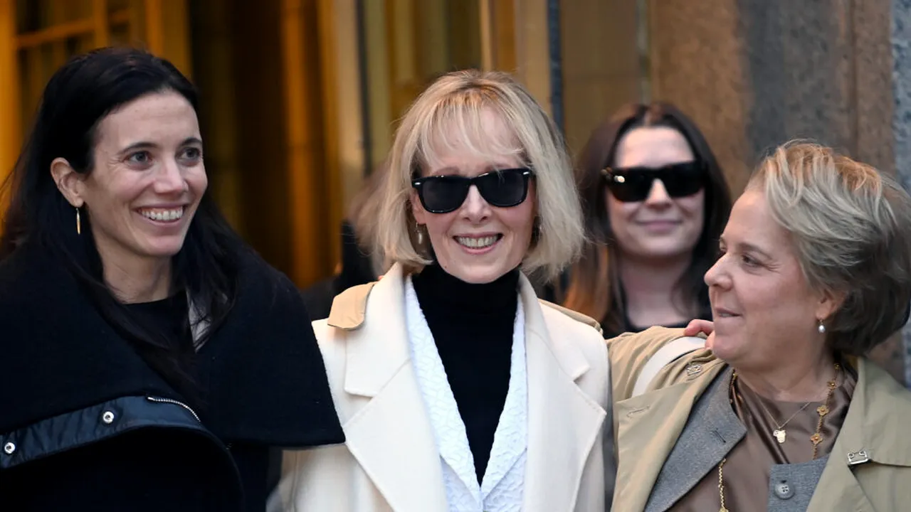 E. Jean Carroll a primit 5,63 mil. de dolari după ce a câștigat procesul cu Trump pentru abuz sexual