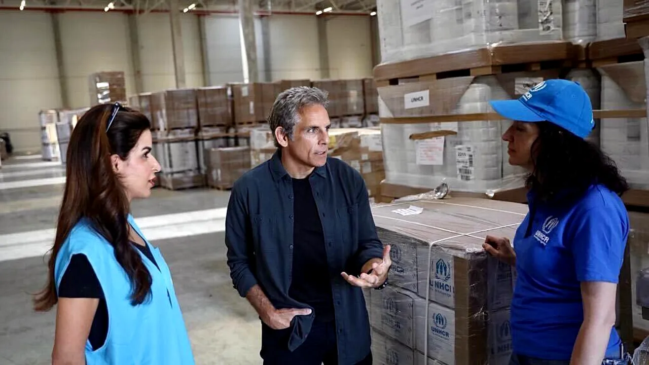 Actorul american Ben Stiller s-a întâlnit cu refugiaţi la Lvov

