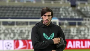 Tonali de la Newcastle primeşte o suspendare de două luni din partea FA