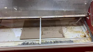 Produse alimentare expirate de 15 zile sau depozitate pe pardoseală în Cluj, la un control OPC