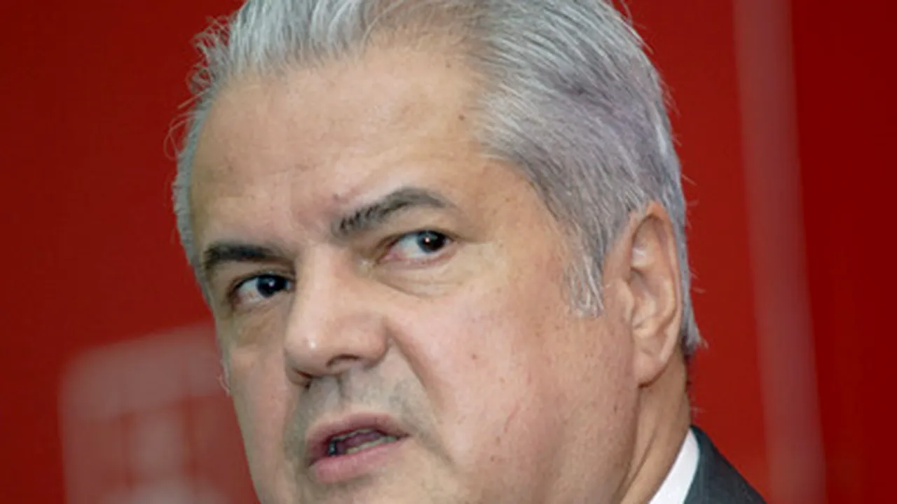 Năstase: Geoană avea, în 2005, o variantă de exit când a candidat la şefia PSD, un post la BERD