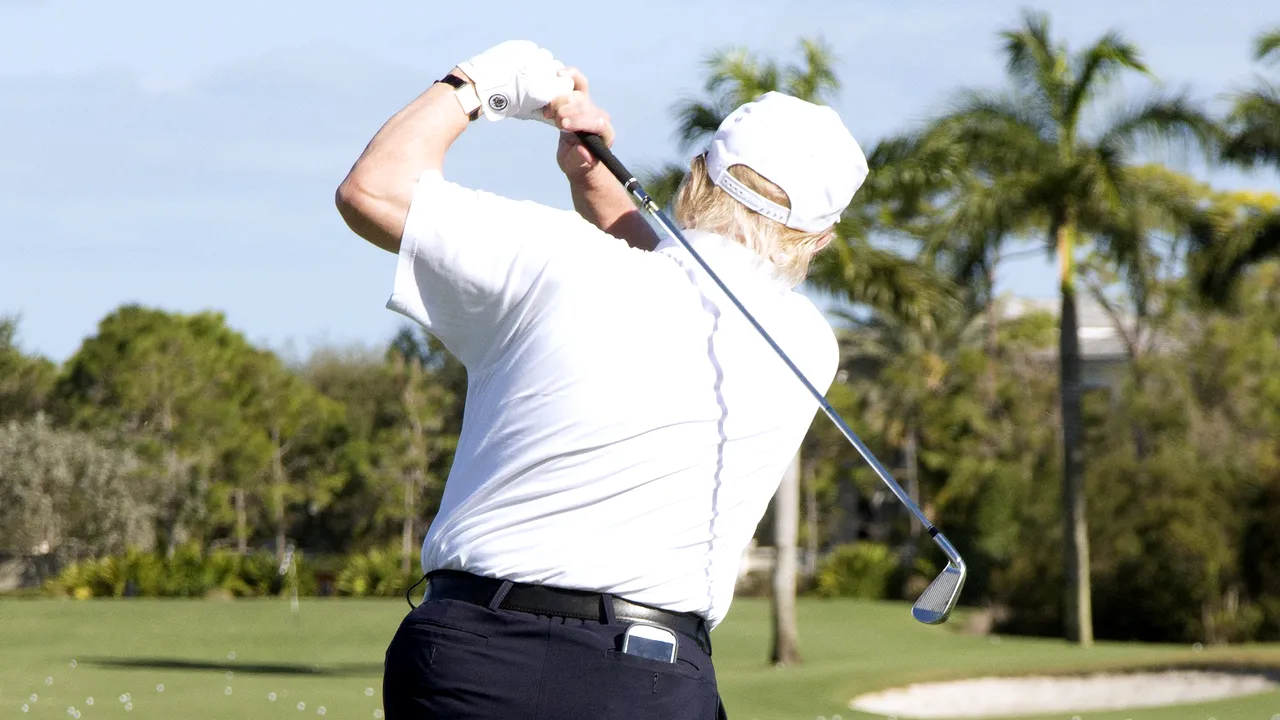 USA Today: Donald Trump l-a propus ambasador în România pe un membru al cluburilor sale de golf